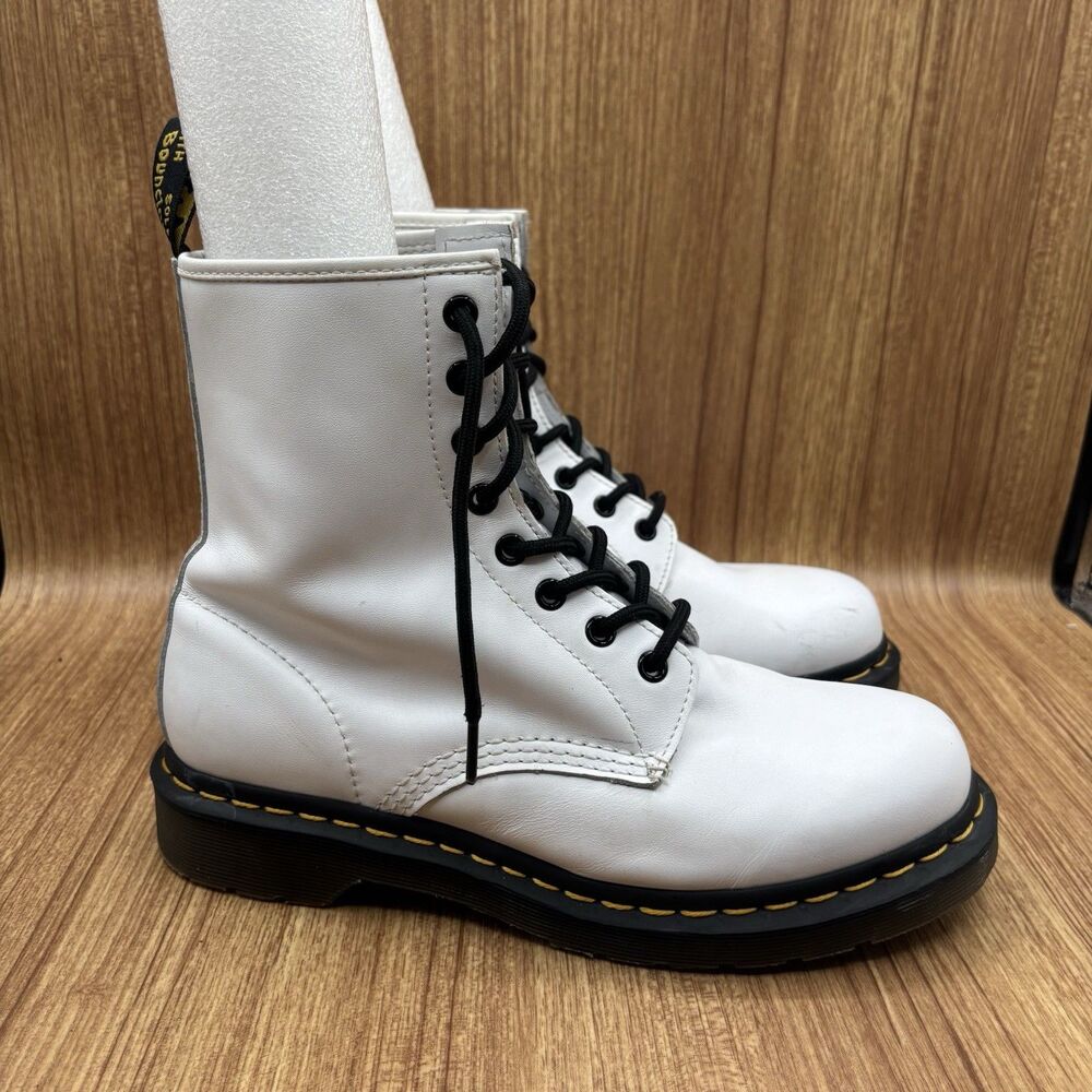 Dr. Martens 1460 White Smooth Leather Lace Up Boots Size 9 Ladies